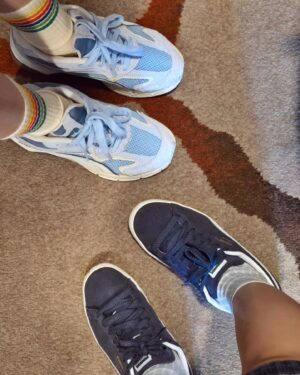 Michelle Wong Instagram - Sneak peek 👟🤓💫

@resortsworldcruises