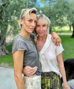 Mickey Sumner Top 100 Instagram Photos and Posts