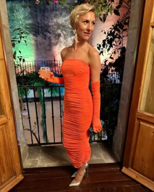 Mickey Sumner Instagram - 🍊🧡