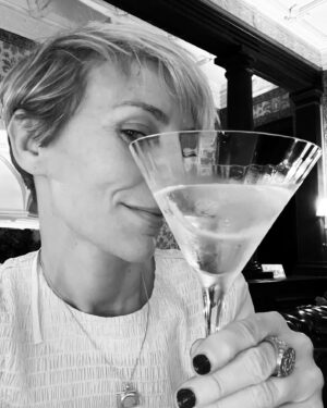 Mickey Sumner Instagram - 💫⭐️❤️