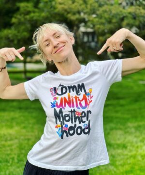 Mickey Sumner Instagram - On the eve of Mother’s Day proud to support & lift up the amazing @allianceofmoms. AOM is a community of moms supporting expectant & parenting teens in foster care, so that they can access the resources they need to heal, thrive, & build a positive future for themselves & their children. #communitymotherhood #allianceofmoms
Buy a t-shirt to support (link in my stories)

📸 @carterbsmith ❤️