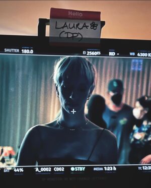 Mickey Sumner Instagram - Some #BTS @drinkcann #canndoholiday @_iheartjane 

Thank u @lakebell @mr_lukeanderson @lauramelodygoncalves ❤️