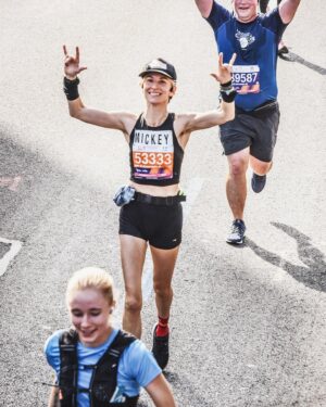 Mickey Sumner Instagram - NYC 🤟 26.2 
Mile 23 I tripped and was about to hit the road so hard when a volunteer - an angel - caught me - I don’t even know how she did it or where she came from but she did and I will never forget her, her face, her kindness, she called me “mi hija” and sent me on to the finish line. These are the moments.. these are the people… forever in my heart. ❤️ @nyrr #marathonvolunteers #nymarathon2023