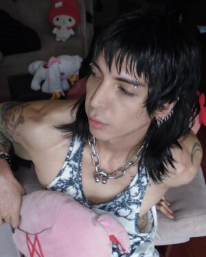 Miguel Ángel Caravantes Instagram - me gustó mi pelo (๑･̑◡･̑๑)