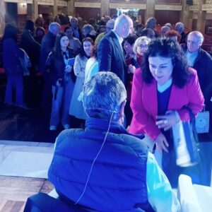 Miguel Ángel Revilla Instagram - Hoy no puedo ver loa cuartos de final de #futbol de la Champions entre @realmadrid y el @mancity (gana el equipo español 0-1) porque he dado una conferencia en #Lugo. Ahora, firmando mi último libro #TodaUnaVida