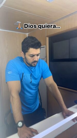 Miguel Martínez Instagram - 🙏🏽 Dios quiera que sí … 🙏🏽👀