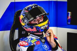 Miguel Oliveira Instagram - Fantástica a atmosfera em Le Mans. Dia positivo mas vamos ao trabalho amanhã 💪🏼✊🏼 
.
.
.
The atmosphere in Le Mans is fantastic. Positive day but we have work to do tomorrow 💪🏼✊🏼
#turma88 @trackhousemotogp