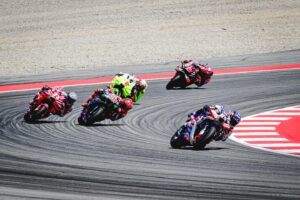 Miguel Oliveira Instagram - Esperava muito mais do fim-de-semana após a competitividade da mota no ano passado. Dei tudo em pista para chegar em P10. 
Siga para Mugello 💪🏼✊🏼
.
.
.
I expected much more from the weekend after the bike’s competitiveness last year. I gave everything on the track to get to P10.
Let’s Go to Mugello 💪🏼✊🏼
@trackhousemotogp #turma88