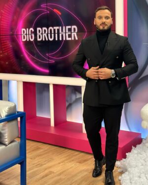 Miguel Vicente Instagram - Mais uma noite nas vossas televisões a comentar o programa mais visto do país! Conto com vocês? Até já! 😍😍

#bbtvi