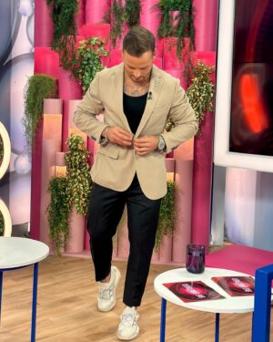 Miguel Vicente Instagram - Não percam o extra do BigBrother ❤️‍🔥

👔 @yuriistyle 

#bigbrother #bigbrothertvi