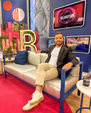 Miguel Vicente Instagram - Mais uma voltinha 🕺🏽

#bbtvi