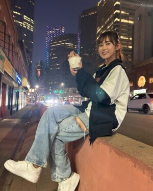 Miho Karasawa Instagram - 🍨

#TRUEさん
#唐沢美帆
#otafest2024 
#Otafest
#🇨🇦 
#Calgary