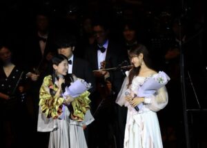 Miho Karasawa Instagram - 🎼

ヴァイオレット・エヴァーガーデン
オーケストラコンサート
「紫罗兰永恒花园」交响音乐会
北京・中山公园音乐堂 .𓈒𓆸

#TRUEさん
#ヴァイオレットエヴァーガーデン
#VioletEvergarden
#唐沢美帆
#anime
#anisong
