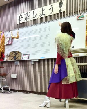 Miho Karasawa Instagram - \ ♩ /

明日はユーフォDAY！

🎼2024年4月29日(月・祝)
川崎 ラ チッタデッラ 中央噴水広場

・13:00～13:40
TVアニメ『響け！ユーフォニアム３』
オリジナルサウンドトラック
発売決定記念 吹奏楽ミニコンサート

・16:00～
TRUE「Recoda/ブルーデイズ」
リリースイベント ミニライブ＆サイン会

チューバくん参加してくれるよー！
どなたでも観覧無料！私達に遊びにきてね♪

YouTube official channelにてMV公開中🚩

stylist @shingo_tsuno 
セットアップ　kayano_at._ 
中に着たスカート　@immez_official
ピアス　@lindisima_811

#TRUEさん
#唐沢美帆
#anime_eupho 
#響けユーフォニアム 
#響けユーフォニアム3 
#つるふく