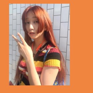 Mijika Nagai Instagram - 髪染めたぞ〜〜！念願のオレンジ🍊🧡夏だしな！！伸び切った前髪も整えてもらった！これだけで力溢れる！
いつも私の「あ…なんか…あの…オ、オレ…オレンジみたいな…」とかいう謎の依頼をきっちり汲み取ってくれるサモン先生(@risel_samon )ありがとうビッグラブです