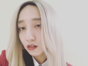Mijika Nagai Instagram - 生まれて初めてのカラーコンタクトが
#賭ケグルイ双  の聚楽幸子様だったんだけど、現場に夢中で自撮りがほとんどなくて、惜しいことをしました…本当に有難い現場でした。二次元に転生したくて真っ暗になってた若い頃が肯定されるようだったよ…！