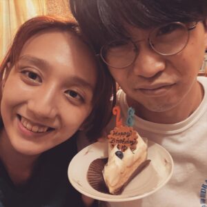 Mijika Nagai Instagram - 27日に、28歳爆誕記念日を迎えた〜！
今年も元気に気怠くやってくんでしくよろだよ〜〜！働き盛り🙋‍♀️🙋‍♀️