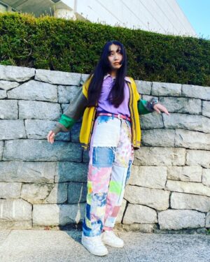 Mijika Nagai Instagram - 東京都現代美術館でやっている「ウェンデリン・ファン・オルデンボルフ　柔らかな舞台」を見に行ってきて、エッセイを書きました。
あちこちにあちこちなりの考えがあって、その狭間で静止するような時間。今年も最高のスタイリングで幕開けられた🔥
エッセイはストーリーにリンク上げとくので読んでね✌️

👗　@stylist_takashi
💄　@akn_1025