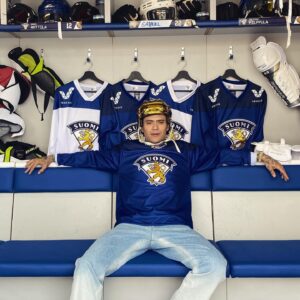 Mikael Gabriel Instagram - Onnee! @leijonatfi 🇫🇮👑🏆🥇 
#maailmanmestarit