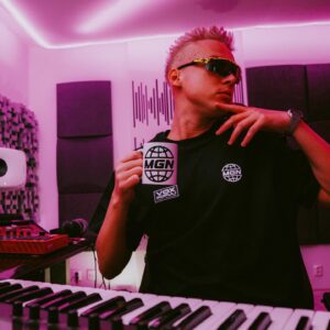 Mikael Gabriel Instagram - ATTENZIONE - MGN DROP LIVE ❤️‍🔥

www.MGN.best