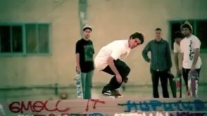 Mike Carroll Instagram - Today marks 10 years of Fully Flared! @lakailtd will be posting some nostalgic shit! So go over to @lakailtd and check em out✔️
Here's some mo @mikemo one mo ‘gain
#LakaiEvo
#Lakai #LakaiOrDie #FullyFlared