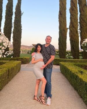 Mike Cernovich Instagram - Any day now. Home birth. Kinda cool / trippy going to bed every night and wondering if a new one will be joining us in the a.m.