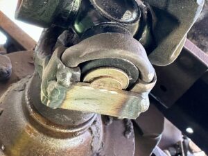 Mike Finnegan Instagram - Made it 280 miles down the road with 60 cents and some BS mig welds keeping the u joints from exploding. See it soon on an upcoming episode of @roadkillshow