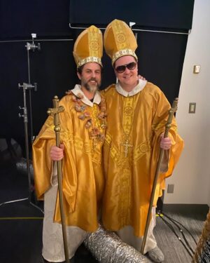 Mike Flanagan Instagram - Michael Fimognari and myself, as Pope Pourri and Pope Incognito, conspiring with Roderick Usher (Zach Gilford)

#thefallofthehouseofusher
