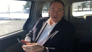 Mike Huckabee Instagram - Thanks for the follow @clint_black, 'bout time, been following your music for years! Love your country music! https://twitter.com/govmikehuckabee/status/672128781797203968