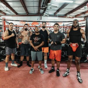 Mike Perry Instagram - Shout out to the team @teknique_boxing for putting me through the ring of fire in the lead up to the battle ahead ! Shout out my guy @dannymosaic for the shots 📸 , 14 days until I step in the ring in #Tampa against @jakepaul ! #Hard #Work #Pays #Platinum #Boxing #Fyp