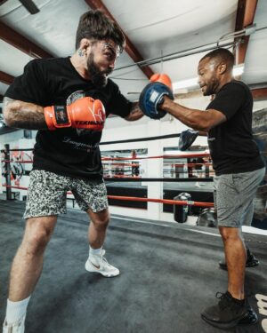 Mike Perry Instagram - Great shots of training from my guy @dannymosaic 📸We’re on a mission and I’m preparing to put on a show the world will love to see, so grateful for my opportunities and I’m giving my all ! Shout out to @coachjtknowsboxing for pushing me to be my best self and thanks to my gyms and all the training partners who fight for their families ! Different day, more work ! #Amen #Platinum #Boxing #Photos