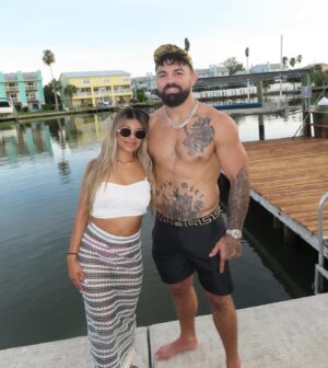 Mike Perry Instagram - Weekend archives 🤎