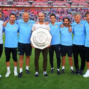 Mikel Arteta Instagram - No better start of the season! Very proud of the team! #comunityshield #mancity #winners 🏆 #trophy #2018