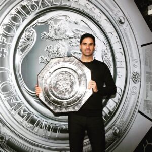 Mikel Arteta Instagram - When you face the challenge with belief and courage, anything is possible. COYG Proud of everyone!