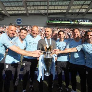 Mikel Arteta Instagram - After a lot of work, commitment and effort we got our huge reward!! Congratulations to our staff and players and thank you for giving us such an amazing year! #premierleaguechampions2019 🎉🏆