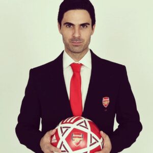 Mikel Arteta Instagram - Thank you all for the warm welcome, I feel very honoured and happy to be back.
Now let’s get to work @arsenal