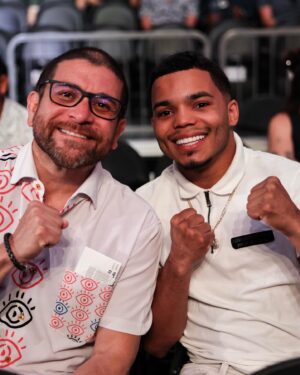 Mikey Garcia Instagram - The stars are in the building 🤩

#EstradaBam | June 29 | Live on DAZN