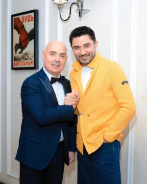 Mikhail Grushevskiy Instagram - Сегодня работаем камерный юбилей на 19 человек. Конферансье - мастер образно-артикуляционных перевоплощений Михаил Грушевский.

#ИмперияМузыки celebrity management #МихаилГрушевский #Грушевский