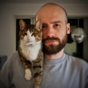 Mikhail Kshishtovsky Instagram - У меня для вас только кот.