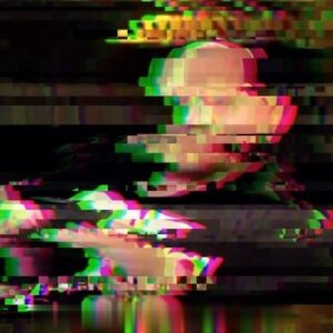 Mikhail Stognienko Instagram - Вам не кажется…на мне чужие лица)) понятно же кто?
