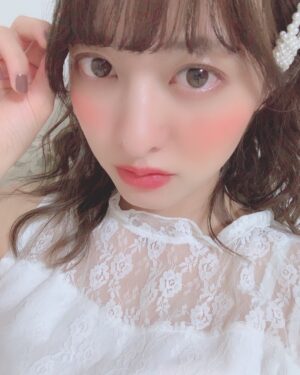 Miki Hashima Instagram - 今日は撮影だったよおお

チーク濃いめです🥴

#もう9月
#夏終わっちゃったね
#これからは秋だ
#みんなにとってなに秋かな
#みきは
#食欲の秋
#いや
#一年中だったわ