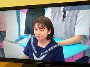 Miki Sakai Instagram - お知らせです

本日６月１７日（月）19:00〜21:00
呼び出し先生タナカ東大vs早慶アナvs難関大!No.1優等生チーム決定戦SP
に出演させて頂いてます。

真剣に先生の話しを聞いてます😁

是非ご覧くださいね〜

#酒井美紀#ムアプロダクション#呼び出し先生タナカ#難問すぎる#クイズじゃなくてテストなんだけどね