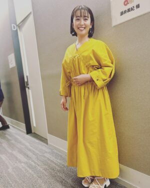 Miki Sakai Instagram - 昨日のQさまの放送ーー

muaのホームページ告知だけになり
ごめんなさい🙏

衣装はこちら💛

#酒井美紀#女優#muaproduction#湘南#テレビ朝日#qさま