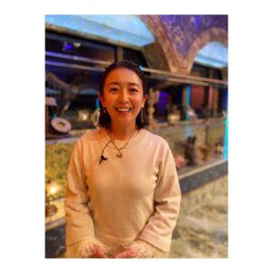 Miki Sakai Instagram - 今夜！3月8日、21時58分からです。
「酒のつまみになる話」に出演いたします🍶

是非ご覧になってくださいね♡ではのちほど〜♬

#酒井美紀#muaproduction#湘南#フジテレビ#酒のつまみになる話