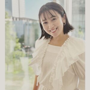 Miki Sakai Instagram - 夜な夜な失礼いたします🌕✨
8月18日「ウワサのお客様」に出演させていただきます。
ぜひ、ぜひーーご覧ください♡

#酒井美紀#女優#muaproduction#フジテレビ#ウワサのお客さま
