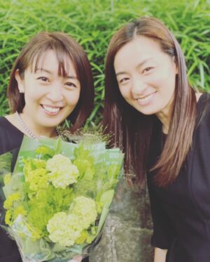 Miki Sakai Instagram - 思い出オフショット📷
素敵な女優さん✨共演してみたかったのでとっても嬉しかった！！姉妹役でしたが、似てますかー？
Disney Plusで配信「すべて忘れてしまいうから」素敵な作品に出演できて、幸せでした！

#酒井美紀#muaproduction#湘南#ディズニープラス#すべて忘れてしまうから#尾野真千子　さん#明るく#気さくで#素敵な方でした