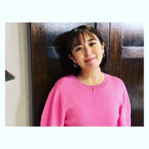Miki Sakai Instagram - こんばんはー🌙

7月24日月曜日11時55分～13時55分放送「ヒルナンデス」のコーナーにゲスト出演します。
ぜひみてくださーい♡

#酒井美紀#女優#muaproduction#湘南#ヒルナンデス#日本テレビ#料理