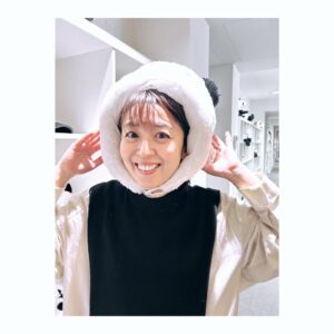 Miki Sakai Instagram - パンダだらけのスタジオ

かわいいーー🐼🐼癒されました♡

#酒井美紀#muaproduction#女優#パンダだらけ#癒し
#そりゃ#被るよね