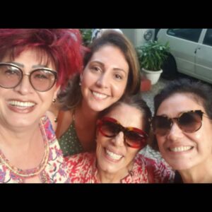 Mila Moreira Instagram - E os encontros continuam e a alegria tambem, Nany, Maisa, Lilia e eu! Almoço de domingo.
@nanypeople @lilia_cabral @maisacapobiango