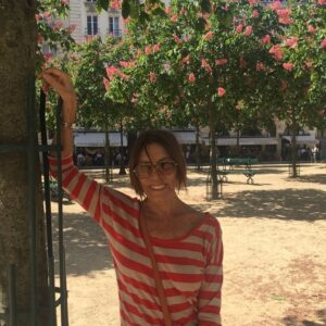 Mila Moreira Instagram - Place Dauphine, paris